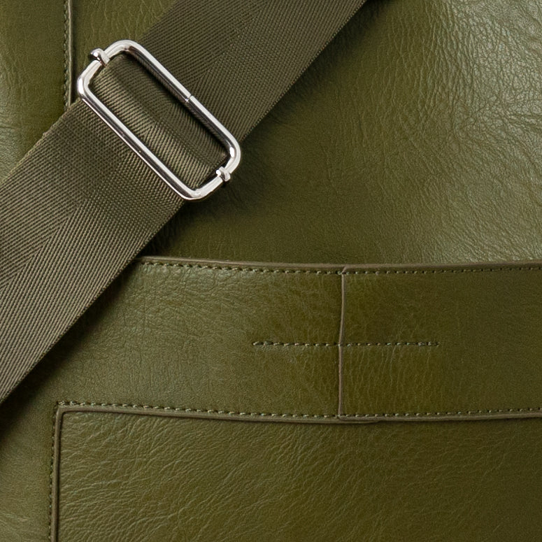 662451 Veske ANNA stor crossveske - ny olivengrønn