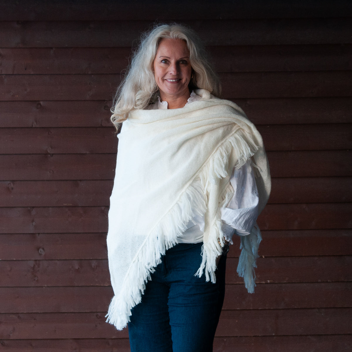 704603 Klær ELLEN stort mykt strikket sjal - offwhite