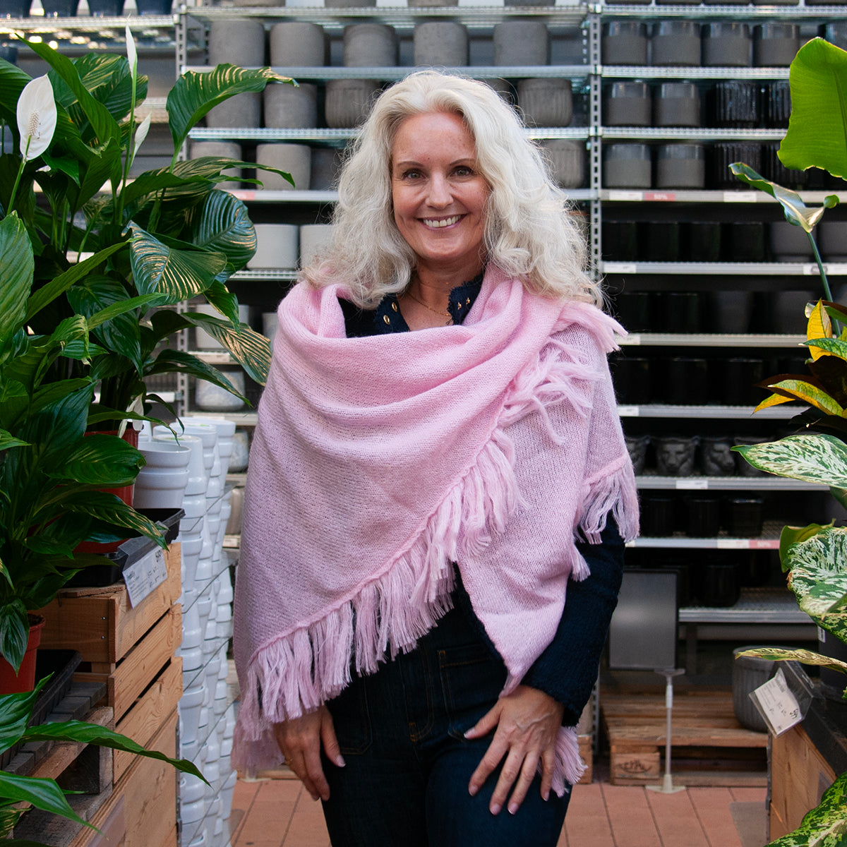 704636 Klær ELLEN stort mykt strikket sjal - lys rosa