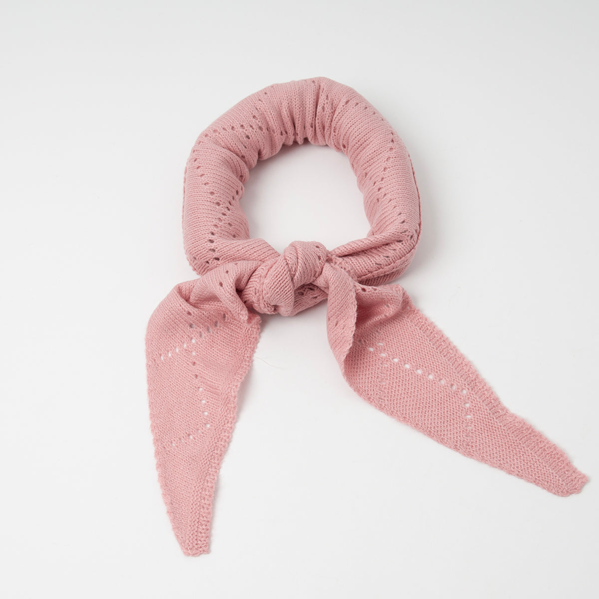 790535 Skjerf, Strikket lite triangel skjerf  - ny lys rosa