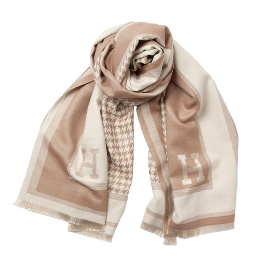 836705 Skjerf , Mykt stort skjerf med H-print - beige