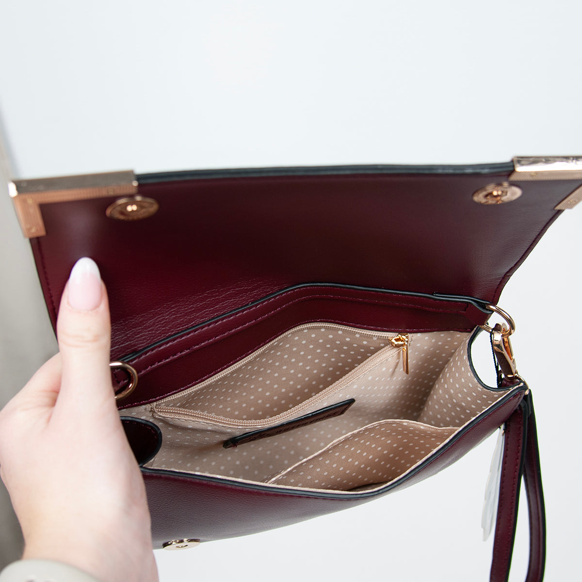 861521 Vesker, HAPPY Party clutch - burgunder