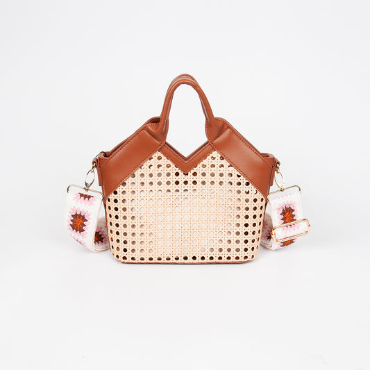 870815 Vesker, IZRA liten netting shopper med mønstret skulderrem - cognac