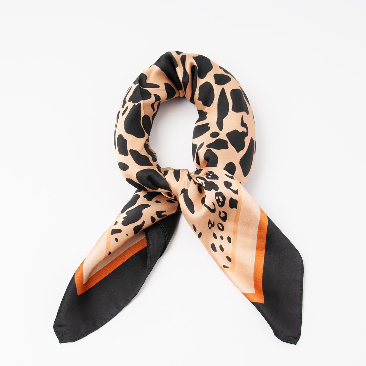 879101  Skjerf, Lite skjerf Leo print - svart