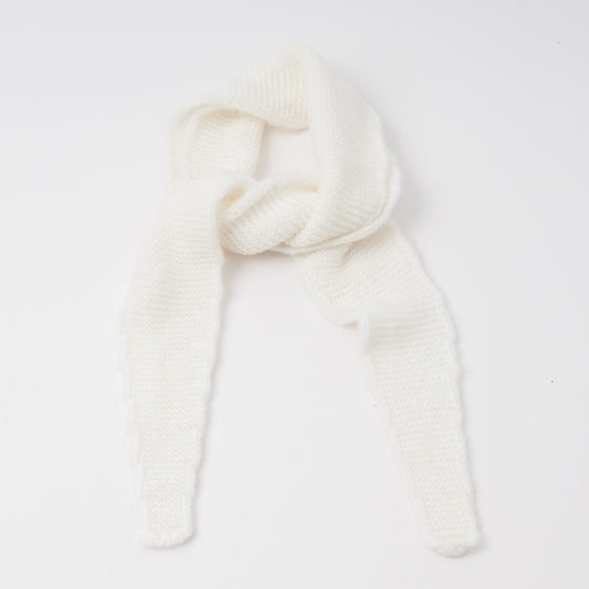 882103 Skjerf, Strikket lite SOFIE skjerf. 107 x 13 cm - offwhite