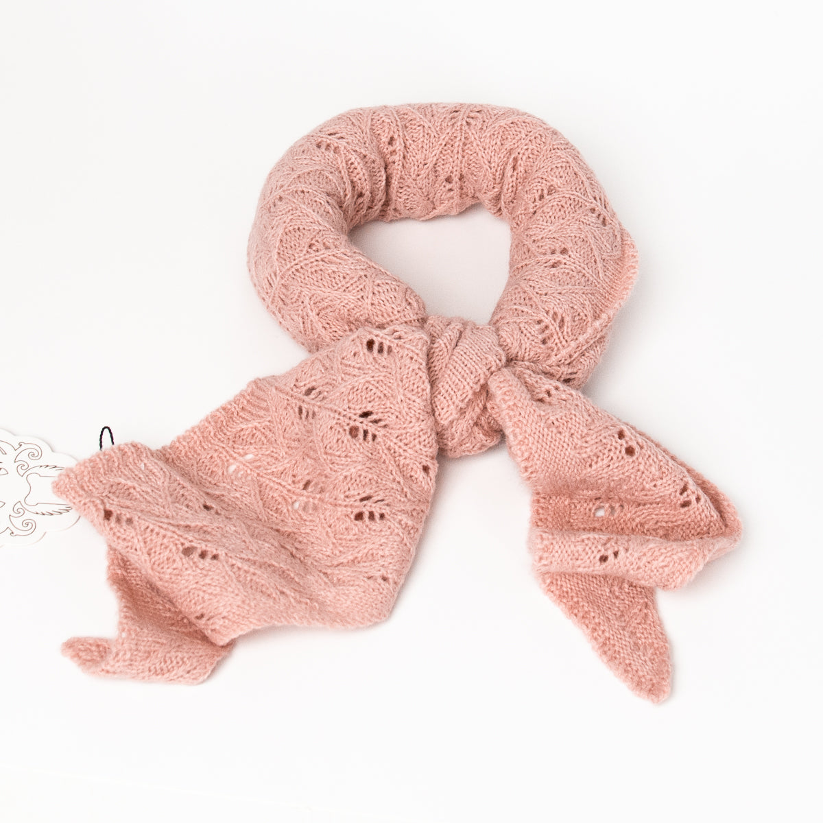 884835 Skjerf, Strikket lite triangel skjerf  - dus rosa