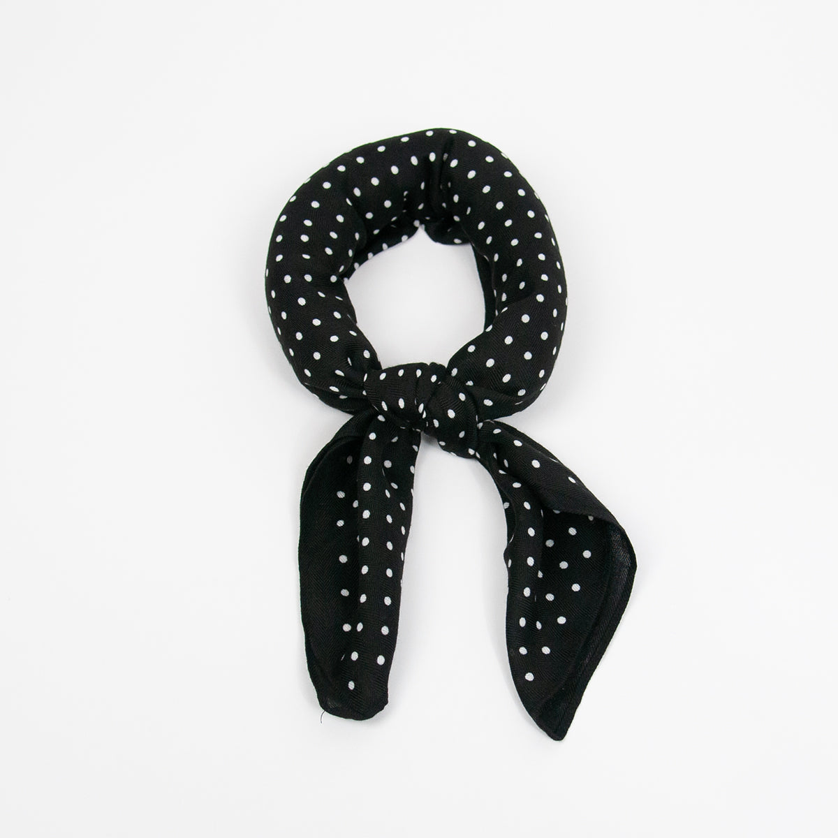 888401  Skjerf, Lite skjerf vevet kvalitet prikket print - svart