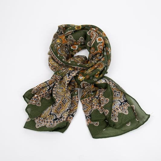 888750  Skjerf, Mykt viskose skjerf paisley print med kant - grønn