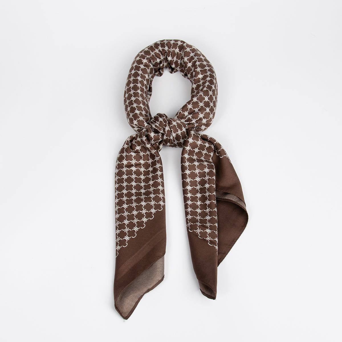 890511  Skjerf, 90x90 cm "silk-look" småmønstret - brun