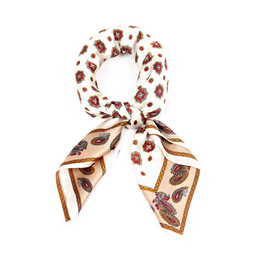 891803  Skjerf, Lite skjerf småmønstret skjerf hvit bakgrunn - hvit