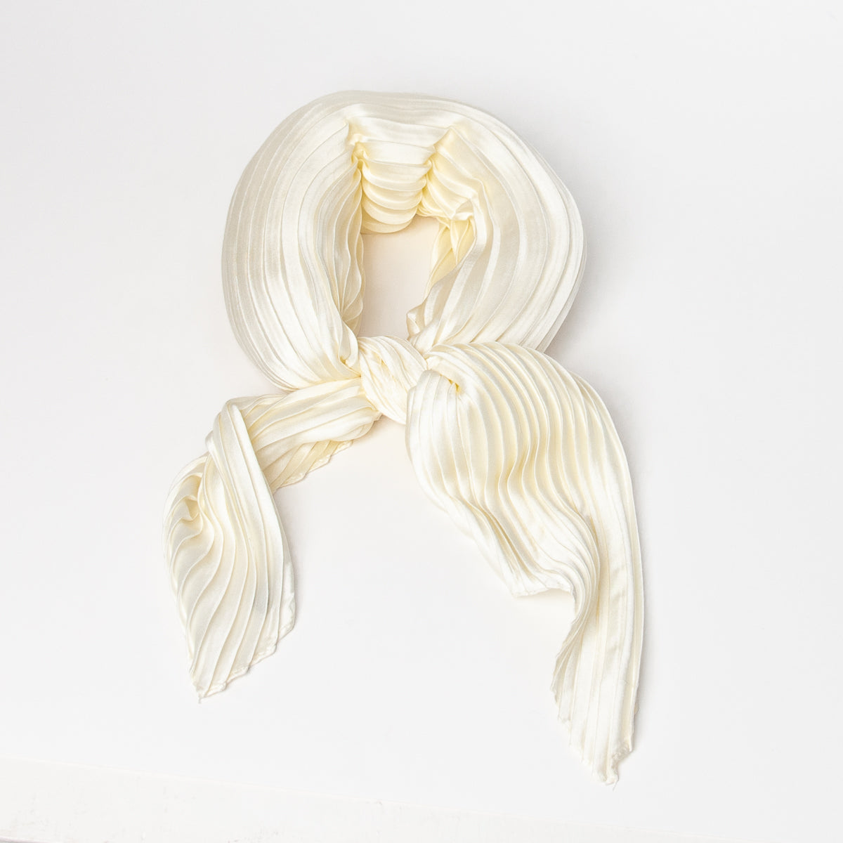 892703  Skjerf, Lite skjerf plizze - offwhite