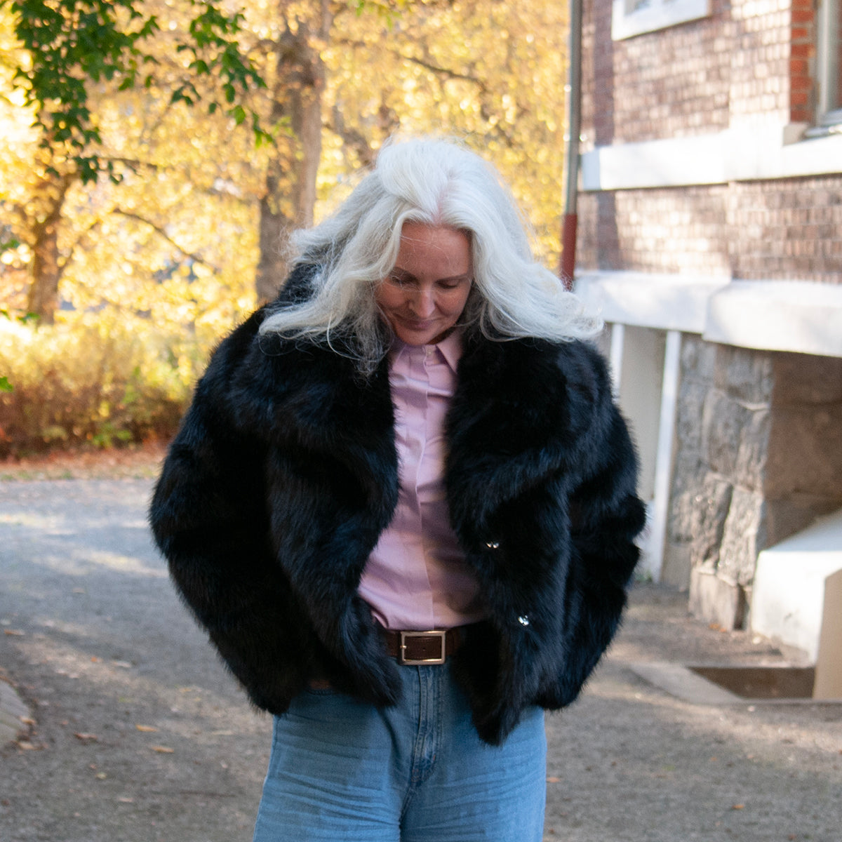 905001 Fuskpels, Jakke med stor krage   - svart