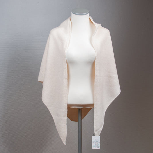 906303 Skjerf, Stort trekant skjerf 10% ull - offwhite