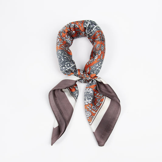 908627  Skjerf, Lite skjerf paisley med farget kant - korall