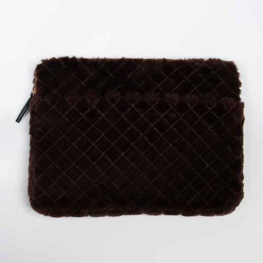 910411 Veske, Pc-cover fuskpels - brun