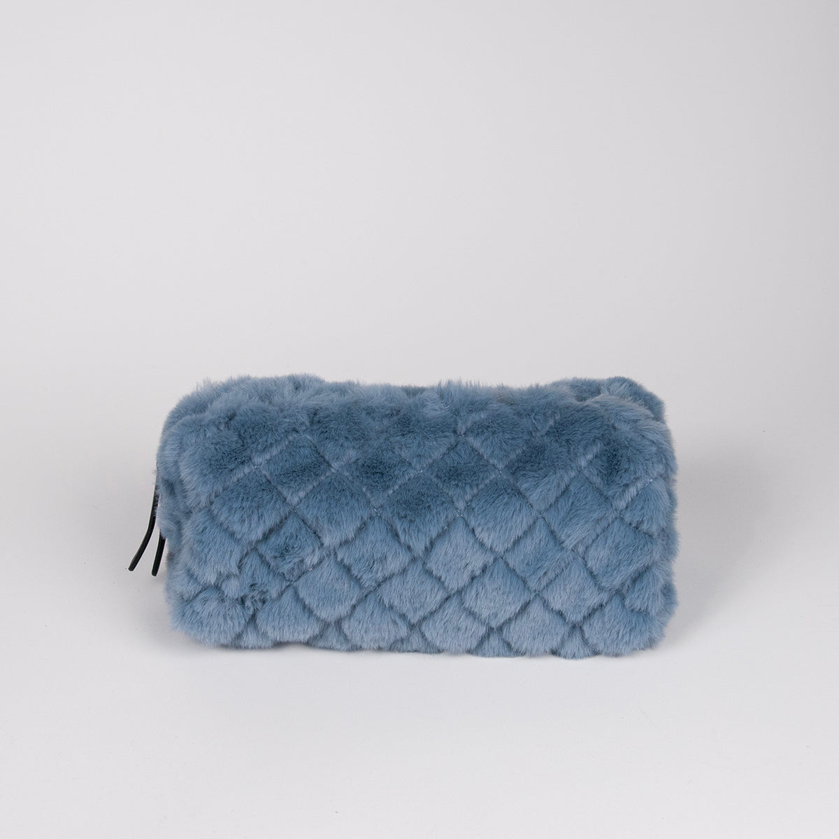 910646 Veske, Liten makeup-bag fuskpels - lys blå