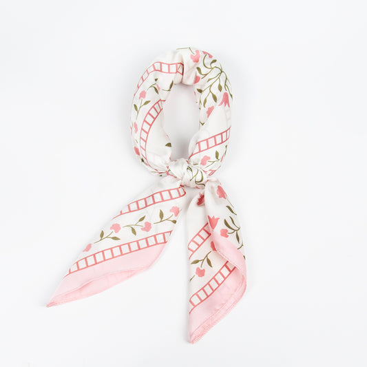 911536  Skjerf, Lite skjerf småblomstret lys rosa