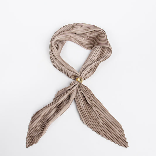 915505  Skjerf, Lite plizze skjerf med skjerf ring - beige