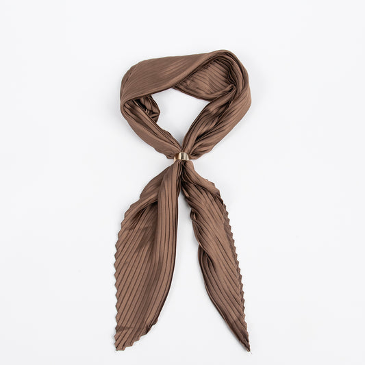 915511  Skjerf, Lite plizze skjerf med skjerf ring - brun