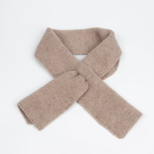 916307 Skjerf, Strikket sløyfe-skjerf - taupe