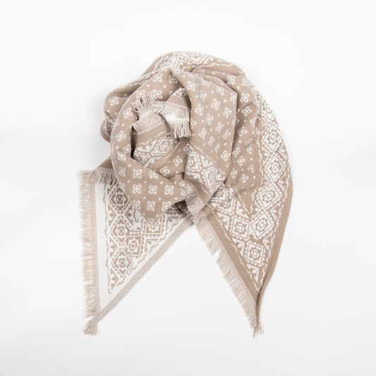 917905 Skjerf, Mønstret trekant skjerf - beige
