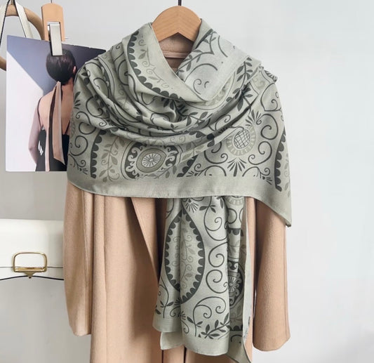 928750  Skjerf,Mykt skjerf 80x180 cm ornament mønster - olivengrønn